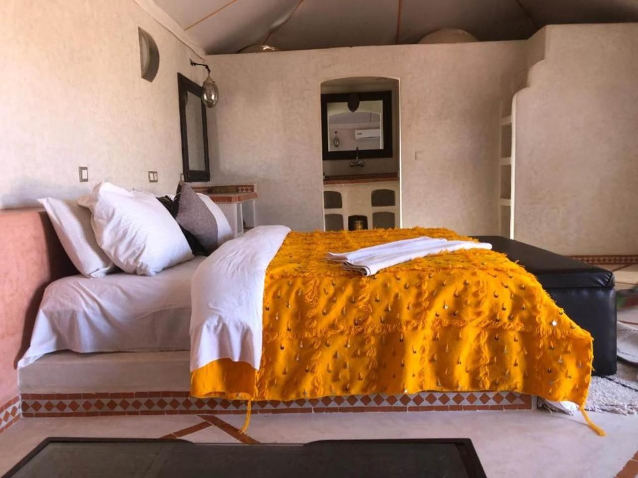 Desert Luxury Camp Мхамид Экстерьер фото